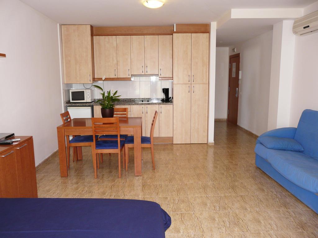 קובייס Apart Hotels Mar Blava חדר תמונה